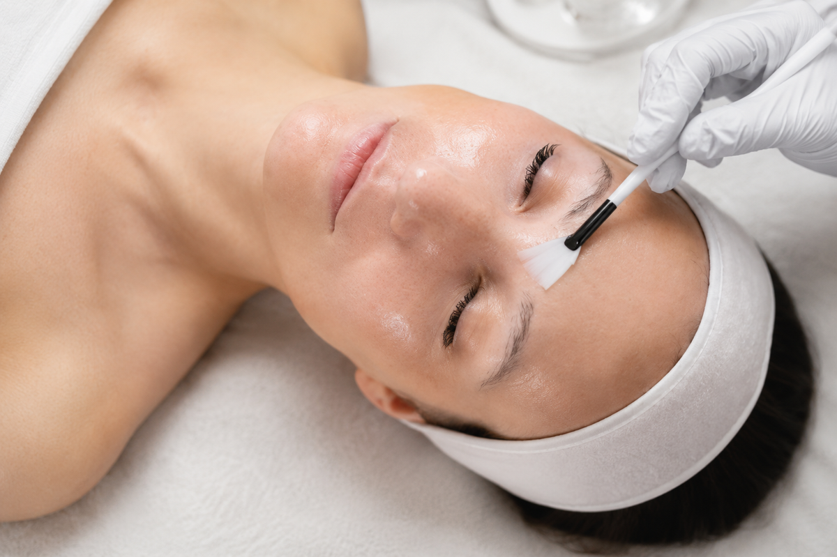 Deep Pore Cleansing Facial Gold Coast | Desincrustation Treatment – The ...